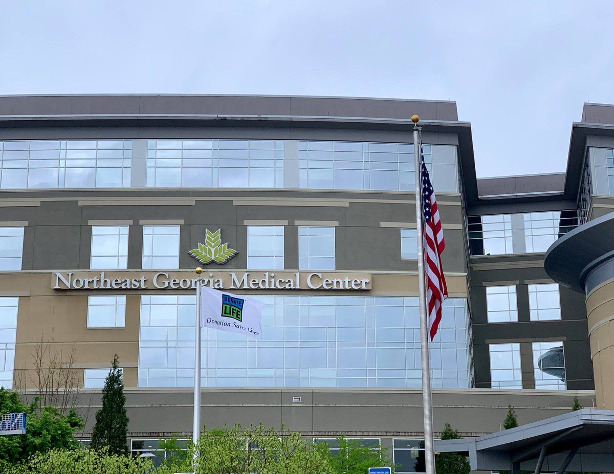 myNGHS's tweet photo. Did you know? Every time a patient gives the gift of life by becoming an organ or tissue donor, we raise our Donate Life flag. This month, we honor all our donors and families for National Donate Life Month. #DonateLife https://t.co/86Pz24cDKZ