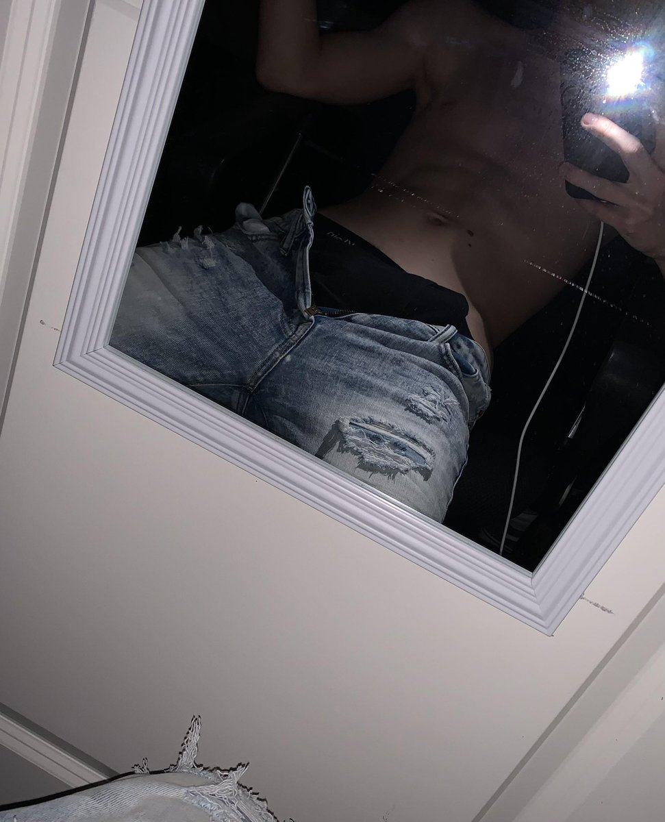 kitsuduck's tweet photo. @Hannahlover691 a tease :) https://t.co/TpcVqx2c2S