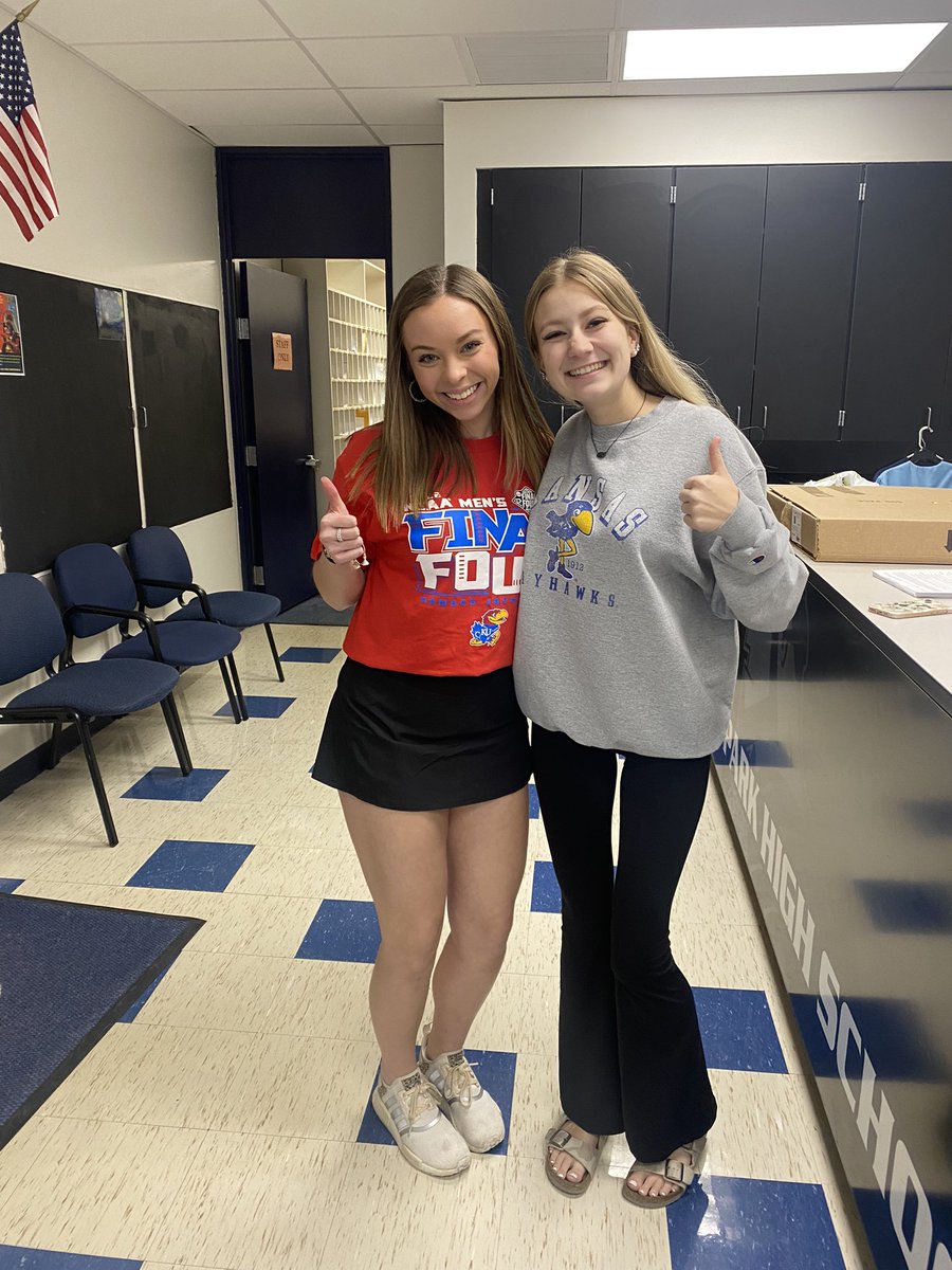 Oak Park High School tweet media