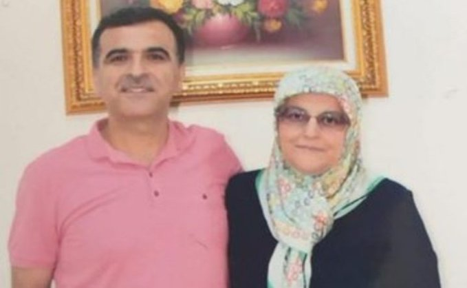 masumlaravuslat's tweet photo. Figen Çapkur, diyabet ve hipertansiyon hastası. 7 aydır tutuklu. Eşi Tahir Çapkur ise "cezaevinde kalamaz" raporuna rağmen 5,5 yıldır tutuklu.

Çapkur çiftinin bakıma muhtaç epilepsi hastası kızlarına, gözleri görmeyen, anneanne bakmaya çalışıyor. @GulizarBicer 

#YarınlarBizim https://t.co/J2Uc3y4qqk