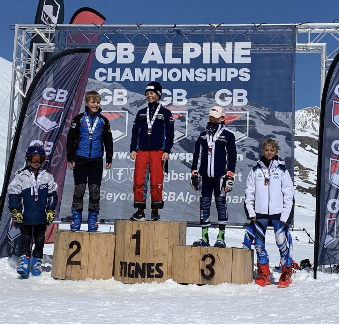 Great first day at the @GBSnowsport championships with U12 combined bronze for Seb A. Luca J was also in action in the U16 super G picking up some solid fis points. Hopefully more to come throughout the week!
