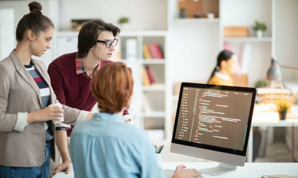 MartechP's tweet image. To improve your #emailmarketing, you must run A/B testing before launching your #emailcampaign. To help you improve your #campaignexecution &amp;amp; #ROI from #email efforts, check out these 4 dimensions of performing #ABtests buff.ly/36v8R9n

#Martechpulse #martech #marketing