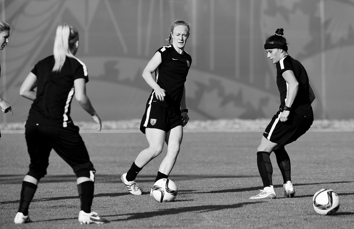 We’re looking for a driven passionate Individual to join our club, help us drive &amp; develop girl &amp; women football, something we’ve been desperate to do but plans were delayed by COVID

Please 👍🏻 &amp; RT 👉🏼📲

Interested parties please email the club; Suttoncommonrovers@gmail.com