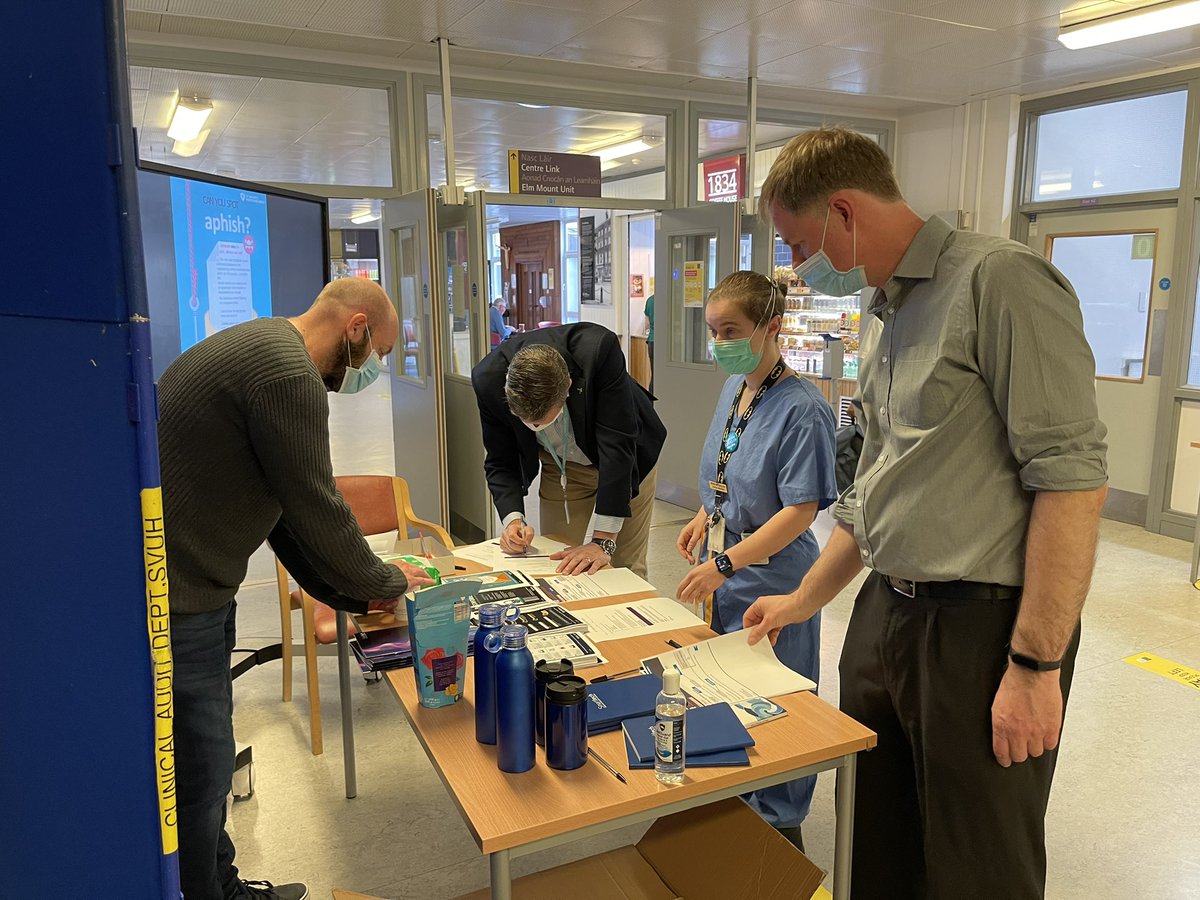 SVHGICT's tweet photo. We had overwhelming response from staff &amp; patients today @svuh on the launch of our CyberSecurity Awareness Week .It was great providing tips &amp; advice on how to stay safe ,how to spot phishing &amp; be secure online. Thanks to @smarttech247 @CullinanDermot. @reno_jacob @MicheleTait1 https://t.co/1GzKFuDfVM