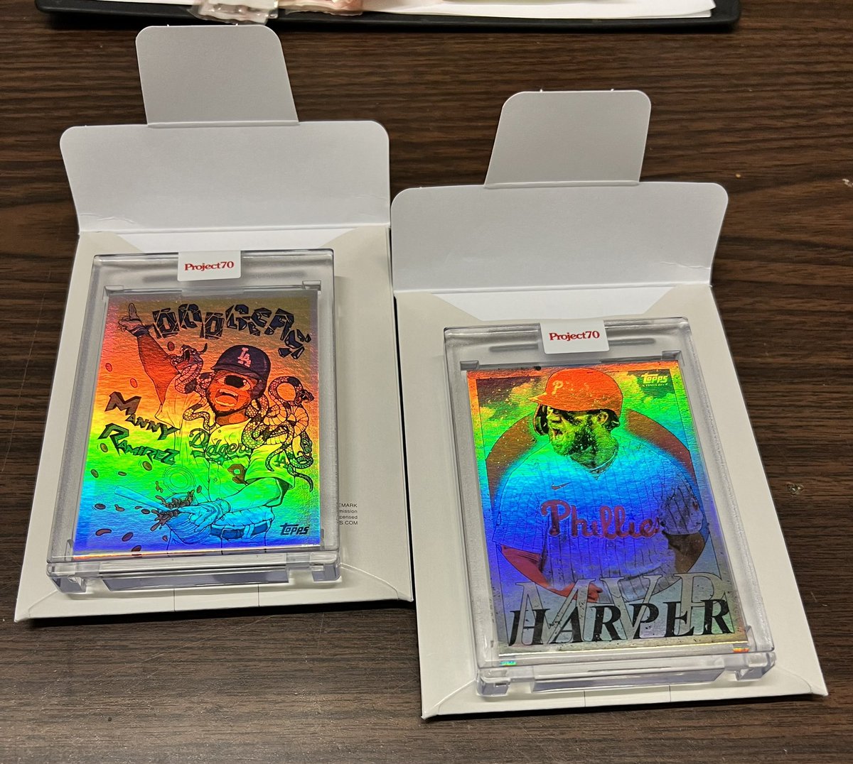 djserch25's tweet photo. The @Topps Project 70 🌈foil gods have blessed me again! 2 more this week and both @Distort3dd2 &amp; @tysonbeckdesign  are artist sets that I collect 💪🏼#project70 #distortedd #tysonbeck https://t.co/cIIwqa7Z02