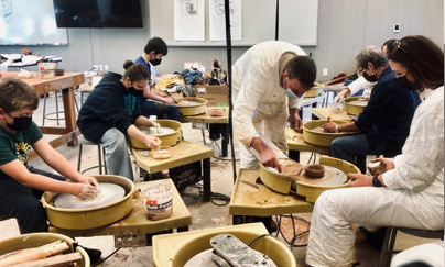Join Linus Lancaster in the Healdsburg High School ceramics studio April 16th for another in a series of monthly clay classes. This class is for ages 9 – adult who want to learn how to throw pottery on the wheel to form functional pieces!

#ceramics #art

healdsburgcenterforthearts.org/class/ceramics…