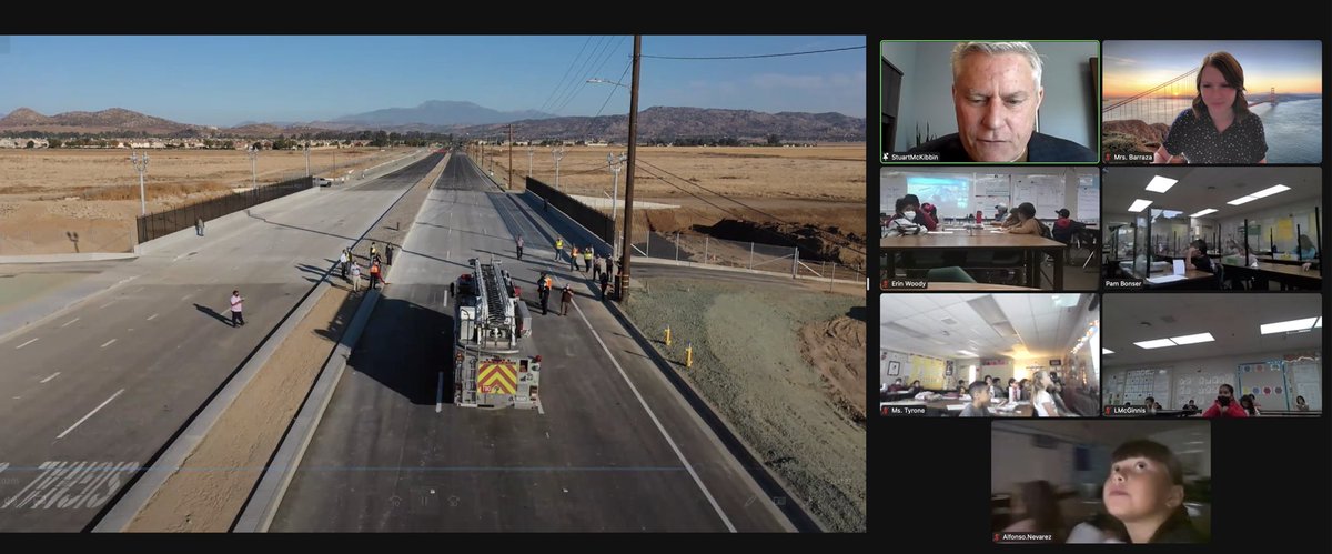 T_Barraza93's tweet photo. The 2nd grade students from @Railway_PESD want to say thank you to @CityofPerris for teaching us about Nuevo Bridge! We had a blast! https://t.co/B4hwbFokBj