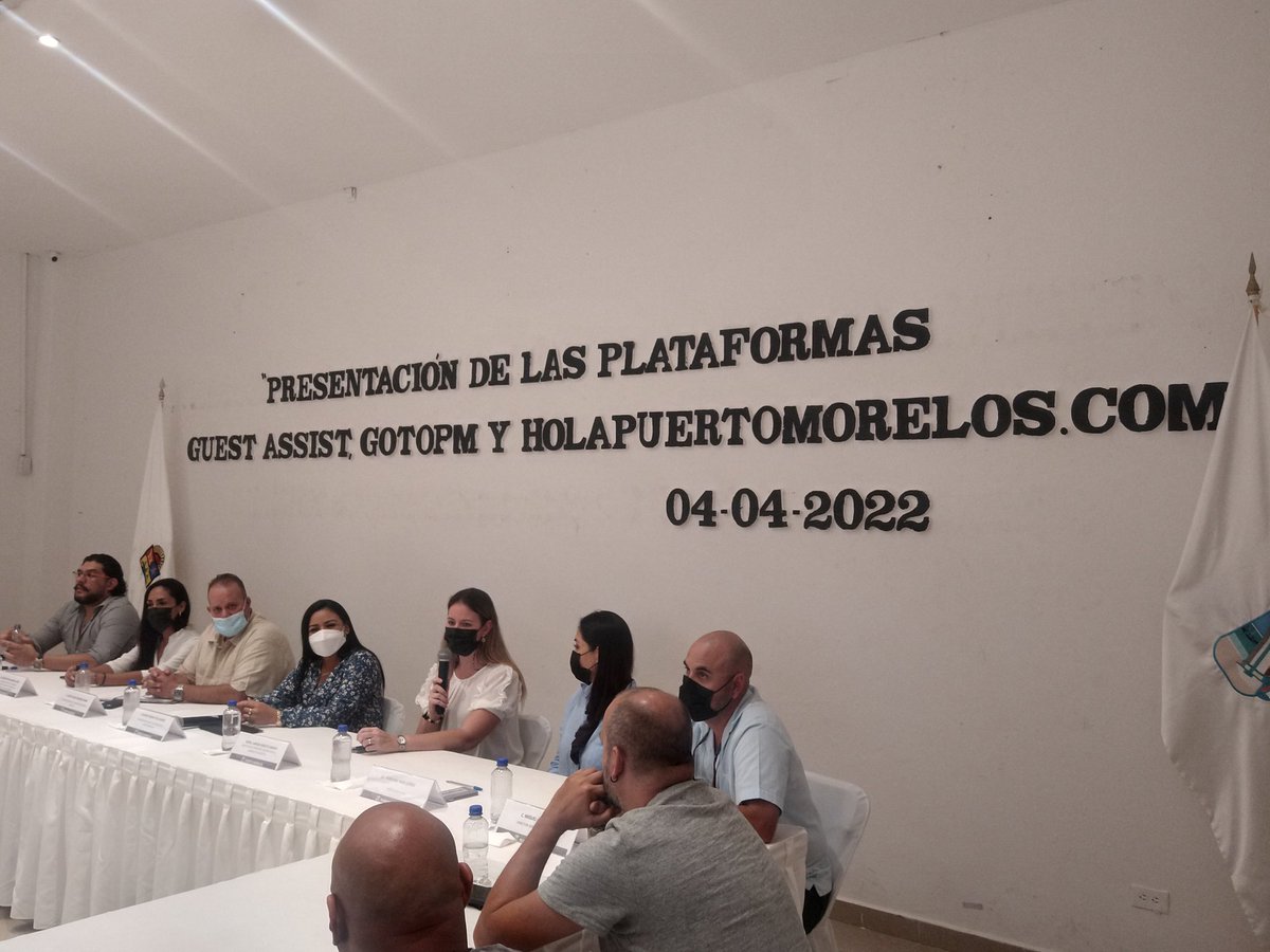 #Turismo Presentación de Plataformas Digitales en #XIMunicipio #PuertoMorelos <a href="/BlancaMerariPM/">Blanca Merari Puerto Morelos</a> #GuestAssist #GoToPuertoMorelos y #HolaPuertoMuertos para los #PrestadoresDeServiciosTurísticos de #PuertoMorelos  como herramientas para orientar a #Turistas y visitantes <a href="/SedeturQROO/">Sría. de Turismo Quintana Roo</a>