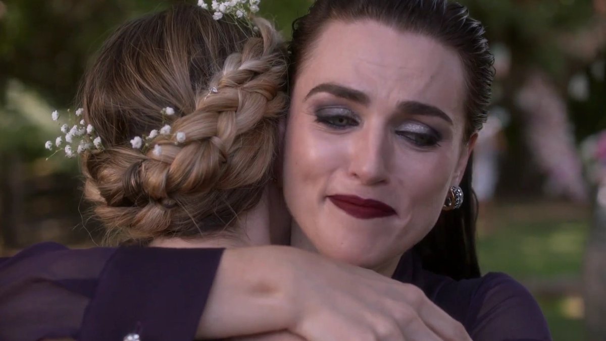 kaleluvers's tweet photo. Still not over Katie’s last scene being with Melissa..

“It’s the last big scene for my character, but then it’s also the last big scene for Katie. It’s a big deal for Lena, but it’s also a big deal for me. It’s been 5 years. We’ve lived in each other’s pockets.”
- Katie McGrath https://t.co/ssKDVW7v9K