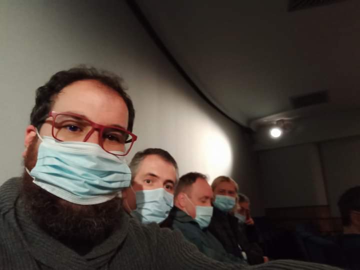 SaludMentalVAL's tweet photo. Gracias a @xochitldeleonlo de @ADONARtesocial y al programa #ButacaOberta de @GVAivc en #OcioAsiem ya hemos disfrutado en el #Rialto de: Germans, hace dos semanas y Els Villalonga, el jueves de la semana pasada.
Estamos deseando que se levante el telón de la próxima.
#SalDeCasa https://t.co/NNKFUDnGXS