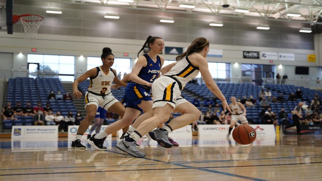 Each year, Basketball BC assists organizations in selecting scholarships for athletes who plan to continue playing the game of basketball at a post-secondary institution.

View this year's athlete scholarships here ow.ly/9vCl50Iz194