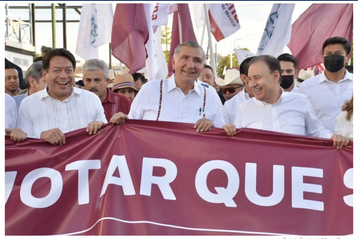 Ana Lucía Medina 🇲🇽 (@analucia_medina) on Twitter photo Amigos NO COMPARTAN ESTA FOTO, repito NO COMPARTAN ESTA FOTO DE <a href="/adan_augusto/">Adán Augusto López H</a> secretario de gobernación haciendo proselitismo con otros funcionarios y violando la ley flagrantemente.
El presidente dice que no existió, repito, se lo están imaginando, favor de no compartir. Amigos NO COMPARTAN ESTA FOTO, repito NO COMPARTAN ESTA FOTO DE <a href="/adan_augusto/">Adán Augusto López H</a> secretario de gobernación haciendo proselitismo con otros funcionarios y violando la ley flagrantemente.
El presidente dice que no existió, repito, se lo están imaginando, favor de no compartir.