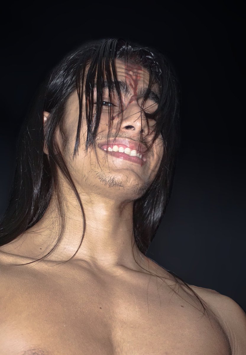 TigerShonen's tweet photo. "Peak Condition🥋"

-Hatsumi Sen, The Floating Cloud💭🚬

Just a little cosplay i did a couple weeks ago, tell me what you think!😈👊🏽

#cosplay #animecosplay #kengan #kenganashura #kenganomega #hatsumisen #nikostyle #ケンガンアシュラ #十鬼蛇王馬 #kata #mangacosplay https://t.co/Q3OLfHEu9f