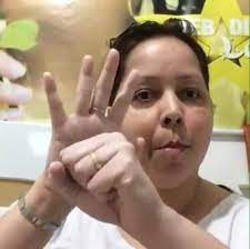 vagabandaisovr's tweet photo. adoro o conceito de quando algum programa trava no computador apertar o ctrl alt del pra AMEAÇAR as janelas abertas de fechamento súbito

num instante quem travou para de palhaçada e tudo volta a funcionar todos apavorados com medo do poder do gerenciador de tarefas https://t.co/7bv5PYPVW9