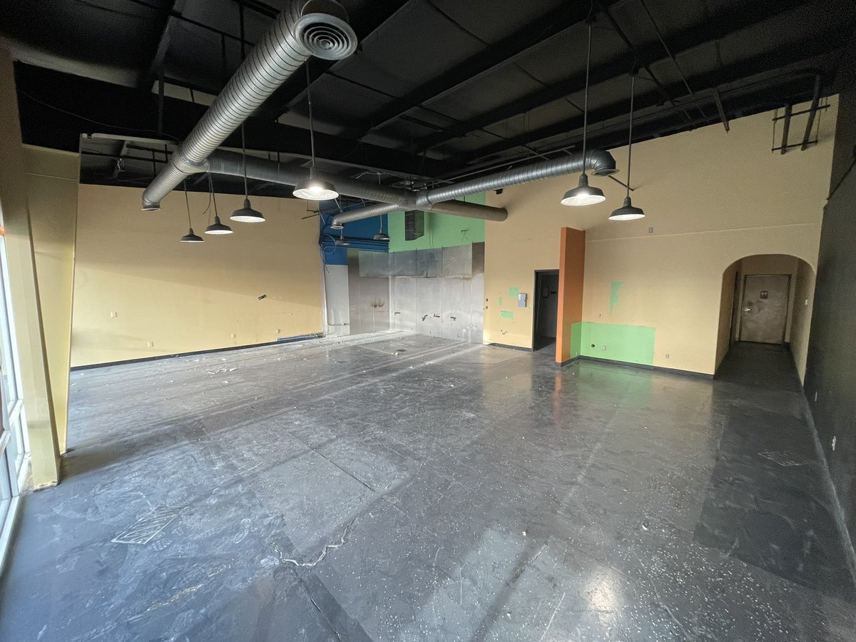 sam_gzstrength's tweet photo. Standby as Ground Zero Strength members and myself turn this old bakery into the Strongest Gym in Southern Idaho = GZS 2.0 https://t.co/u3yPlQyd6s