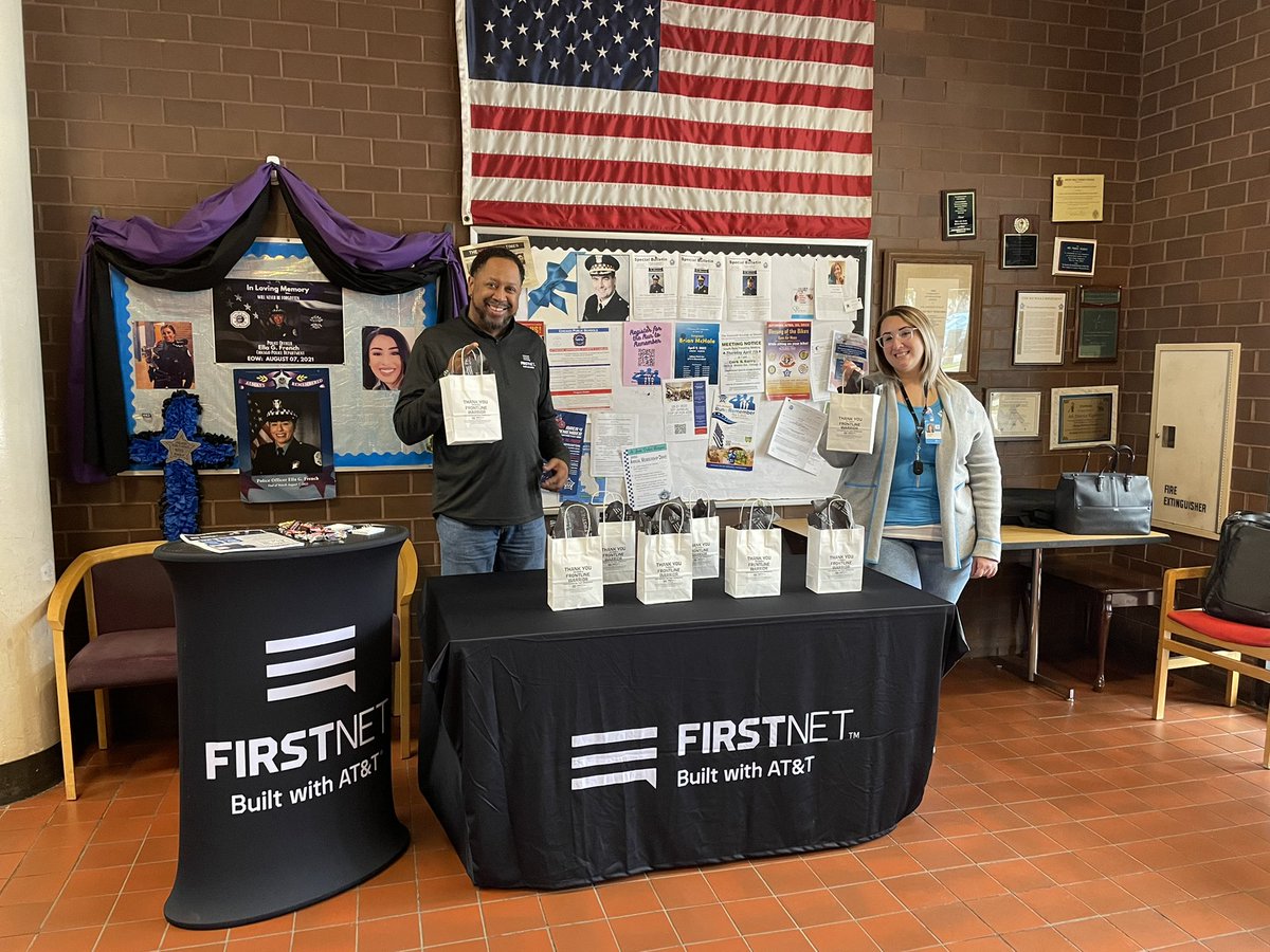 First Responder Appreciation Day at CPD District 4! #firstnet #builtwithatt