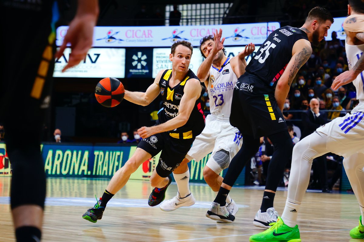 2contra1_'s tweet photo. Sorteamos la camiseta de @Huertas09 de @CB1939Canarias gracias a @madbasket

El #MVPMadbasket de Marzo de #LigaEndesa
🏀21,2 puntos
🎁7,4 Asistencias
🏆 23,4 de valoración
😎4 Victorias/1 Derrota 

1. Haz RT a este tweet
2. Suscríbete al canal
3. Sigue a @madbasket y @2contra1_ https://t.co/4UxBOTZJj2