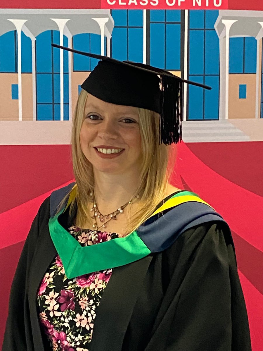 AngelaBailey4's tweet photo. Class of 2021!! Completing half of my degree online during lockdowns whilst homeschooling and working!! Today I finally got my graduation day👩‍🎓 and it was amazing 🤩 thank you NTU #NTUGraduation https://t.co/a3A0513jZl