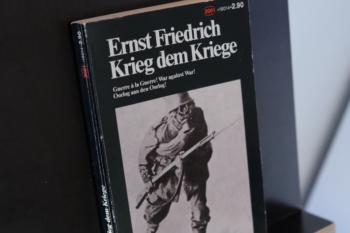 #KriegdemKriege
Aus aktuellem Anlass, haben wir Bibliothek_A #Rosenheim) einen Klassiker zu unserem Medium des Monats April gekürt.
Das 1924 zum ersten Mal erschien das Buch „Krieg dem Kriege“ des #Antimilitaristen #ErnstFriedrich:
-&gt; bibliotheka.blogsport.de/2022/04/04/kri…
