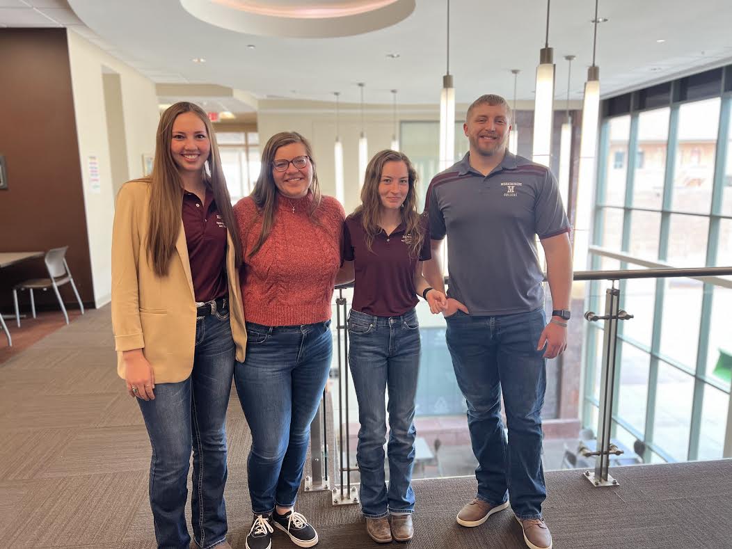 The annual Ag Club Banquet was held Sunday, March 27. New Ag Club and Garden Club officers were elected, as well as the induction of new DTA and ATA honor society members! We are thankful for the 2021-22 officers for all their hard work they put into these organizations.