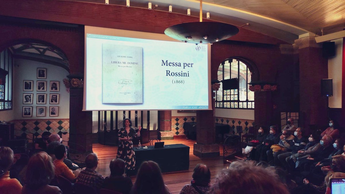 mariajangles's tweet photo. Muchas gracias a todos los que me habies acompañado en el conferencia de esta tarde en el @palaumusicacat
El domingo después del concierto de la @OSValles, nos vemos en la Sala d’Assaig para el postconcierto.
#Obertura #Hivernacle #RequiemVerdi @OSValles https://t.co/4KZJnrkPAj