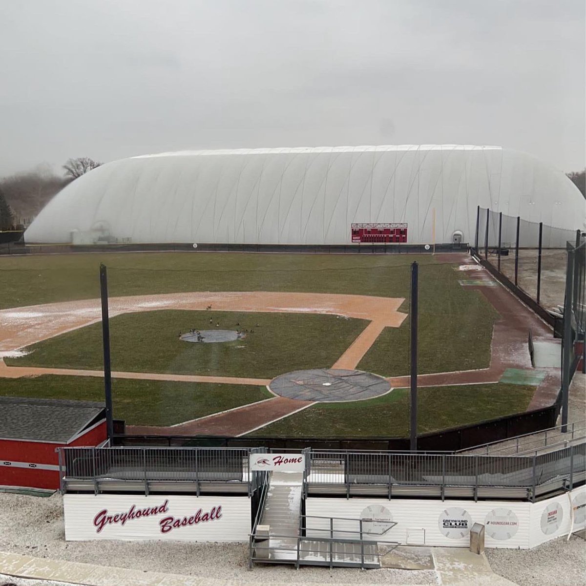 i’m extremely grateful to God and excited to announce my commitment to the University of Indianapolis to further my athletic and academic career. Thank you to my family, coaches, teachers, teammates, and friends for supporting and helping me get here! #gohounds <a href="/UIndyBaseball/">UIndy Baseball</a>