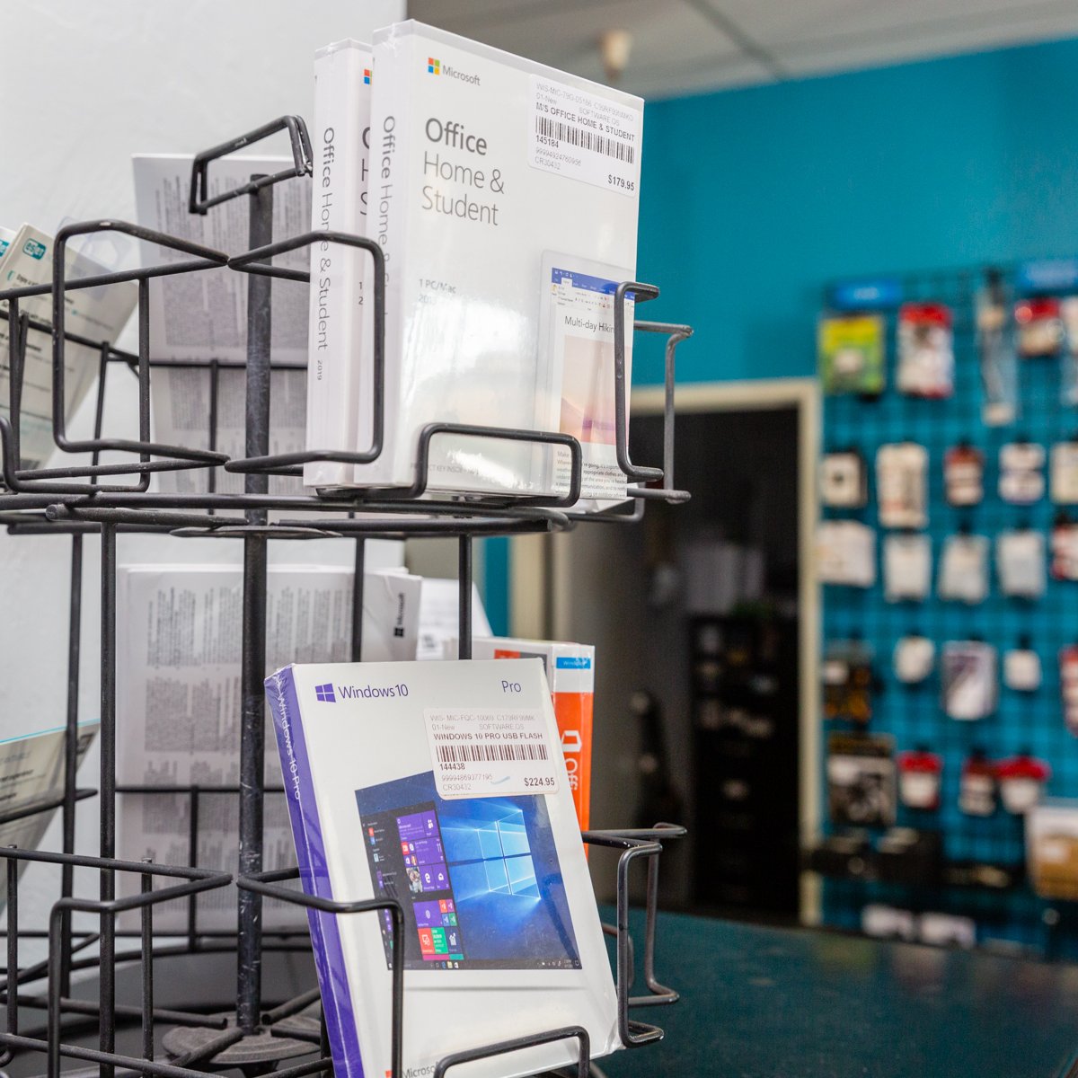 RVFInvestment's tweet image. If you love your computer, but your software is giving you trouble, it might be time for an upgrade. Fortunately, we have everything you need here with us. #ComputerRevival #COmputerRepair #TechSavvy #TusconAZ #PCRepair