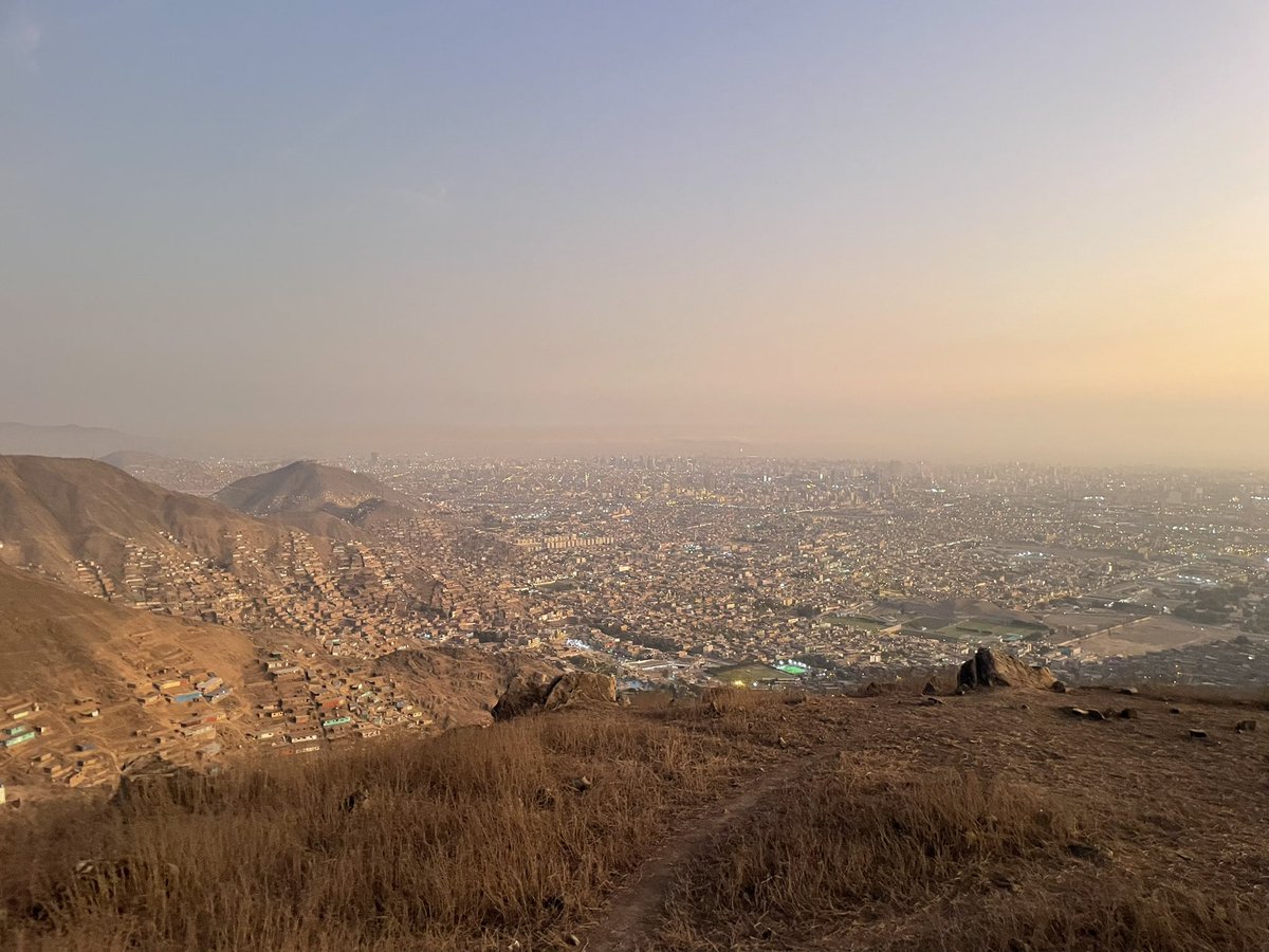 If you’re in Lima, take a hike with <a href="/HTMV_/">Haz Tu Mundo Verde</a> &amp; <a href="/LomasElMirador/">Lomas El Mirador</a> - two community orgs working to restore &amp; preserve the lomas ecosystem in the hills around the city. 

You won’t regret it.