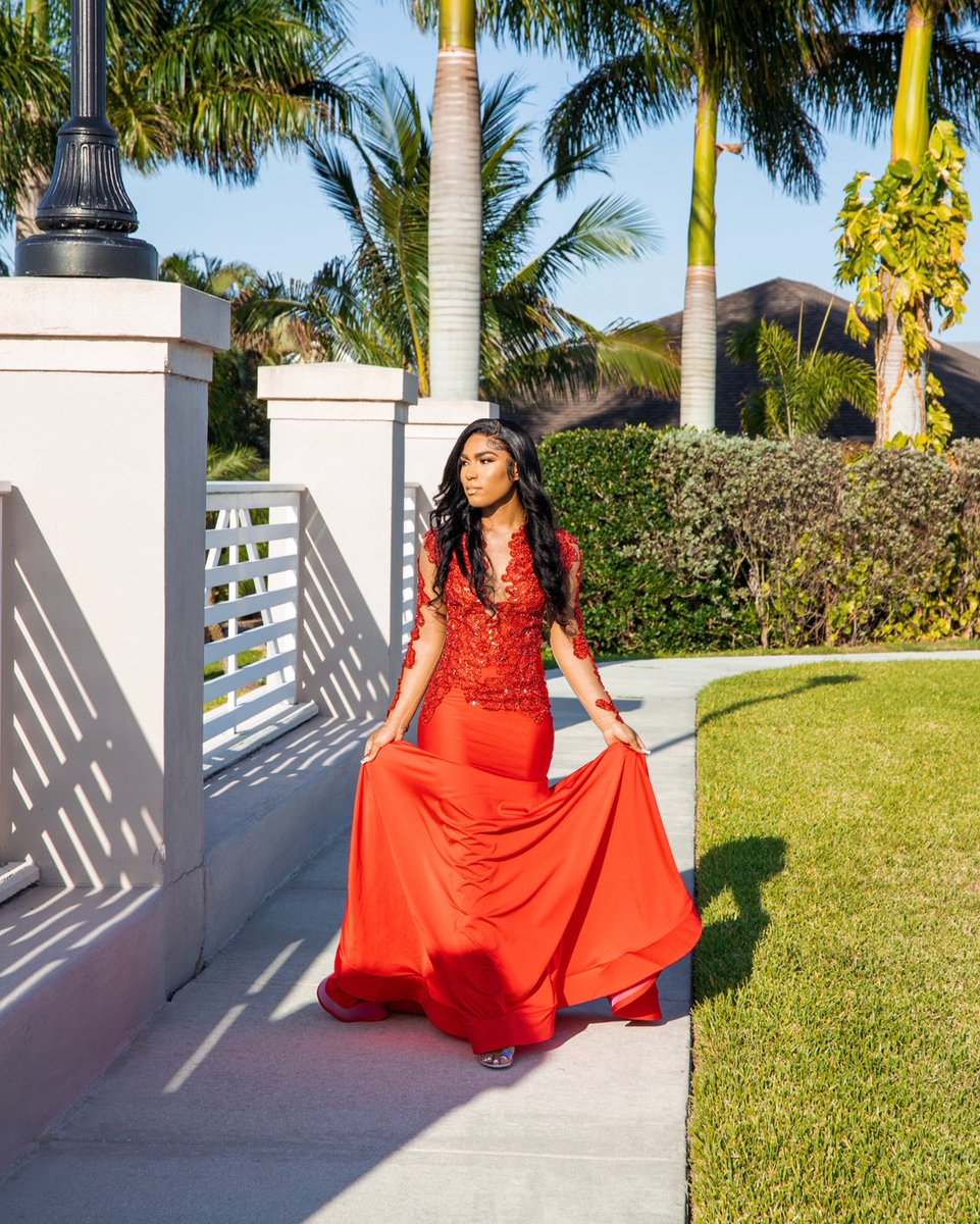 DiscreteFootage's tweet photo. Confidence breeds beauty ❤️

Wants stopping you from booking your prom Photoshoot 🙌🏾📸
Link in bio 🤳🏾📥

Model: @jersie.elle 

#prom22k #promo2022 #photoshoot https://t.co/L1ebwPqMRO