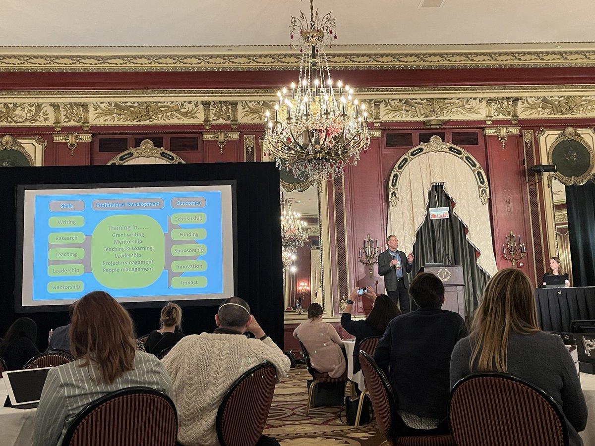 lmflawas's tweet photo. Had a great time representing @AuburnU Postdoctoral Association at the @nationalpostdoc annual conference. Lots of inspirational talks, engaging discussions, great networking with fellow postdocs, and the venue was a plus! #NPA2022AC https://t.co/jK4CV1EijH