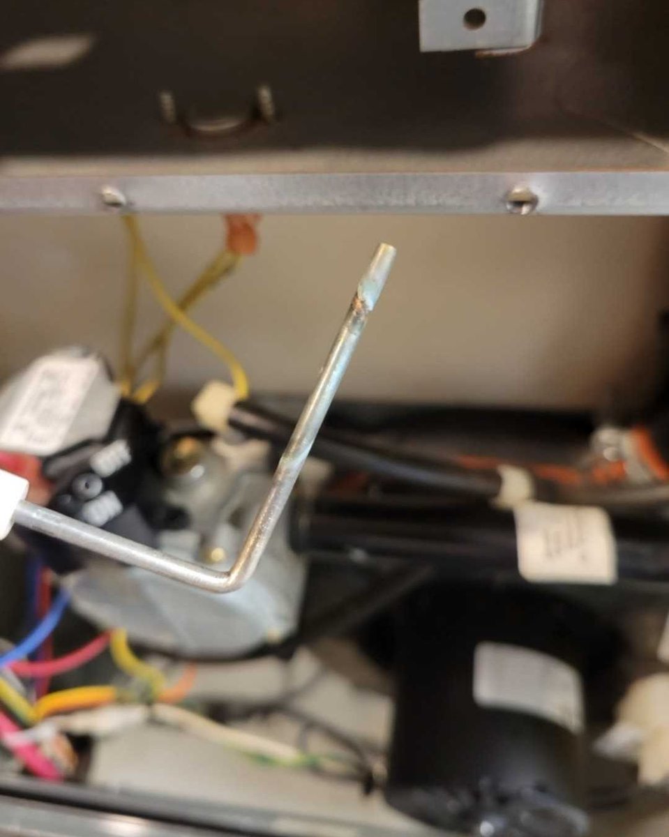 Thanks, Gary McCreadie, for sharing a great example of a flame sensor problem detected by an Aviexx user.

Message Gary for an invite to become an Aviexx Service Pro Partner today!
#HVAC #remotemonitoring #technology #hvaciot #hvactechnology