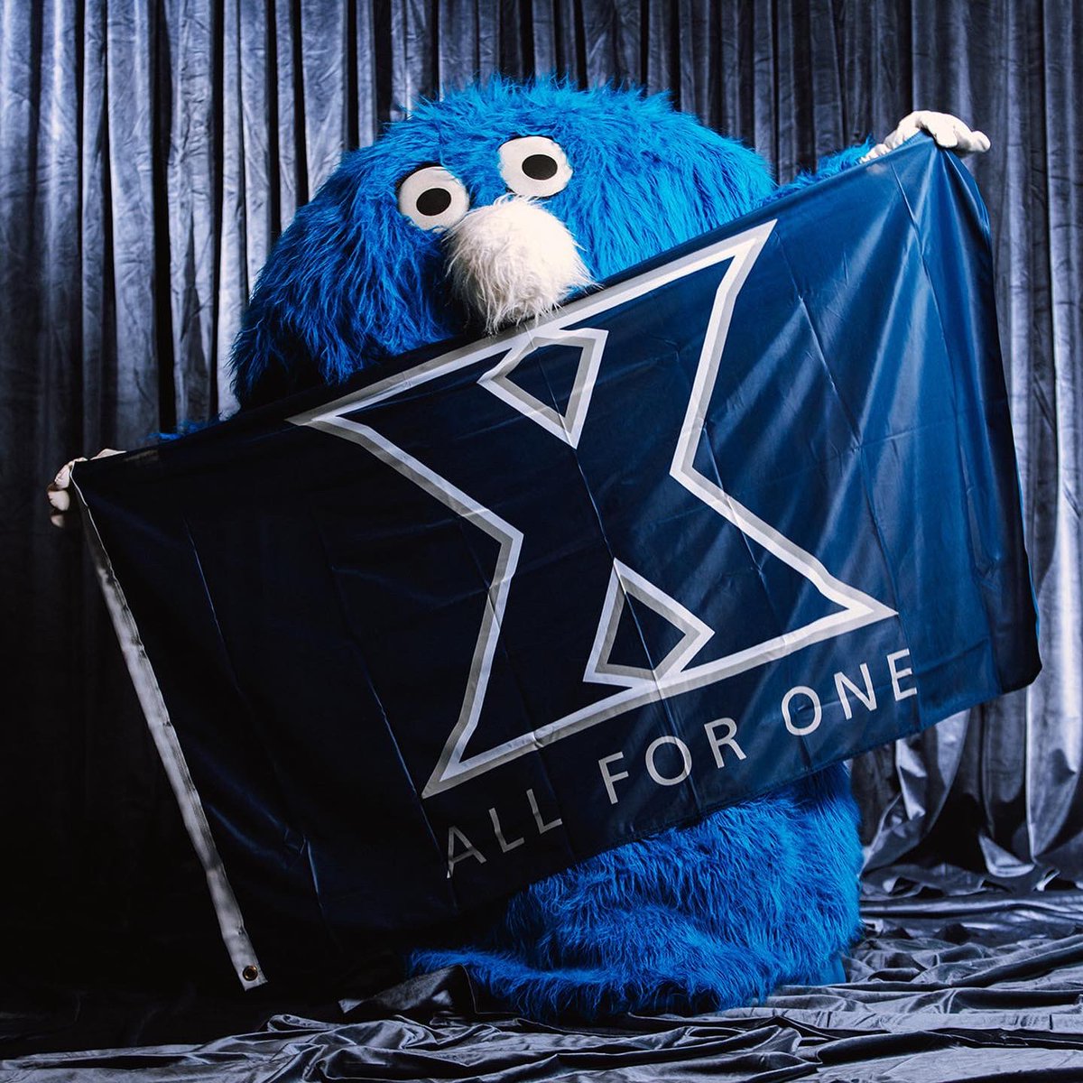 XavierU's tweet photo. Loved spending time with our amazing faculty and staff on Friday! 👀📸 #All41Day https://t.co/cYlVTBGkkl