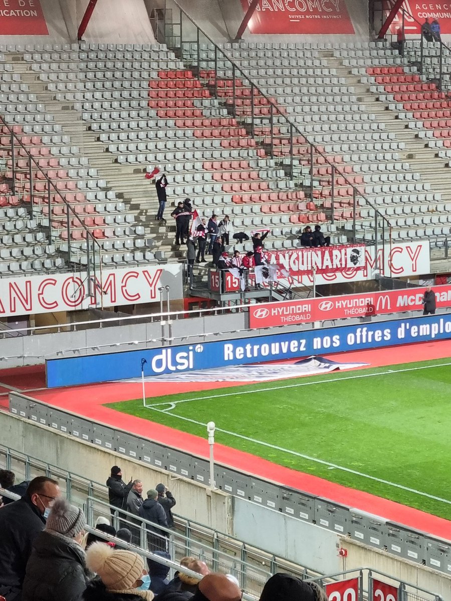 Ultras France tweet media