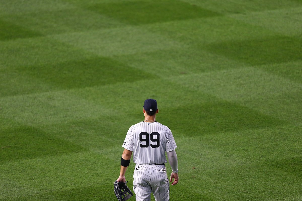 FourSavages's tweet photo. #YankeeForLife https://t.co/ItpNS8aznC