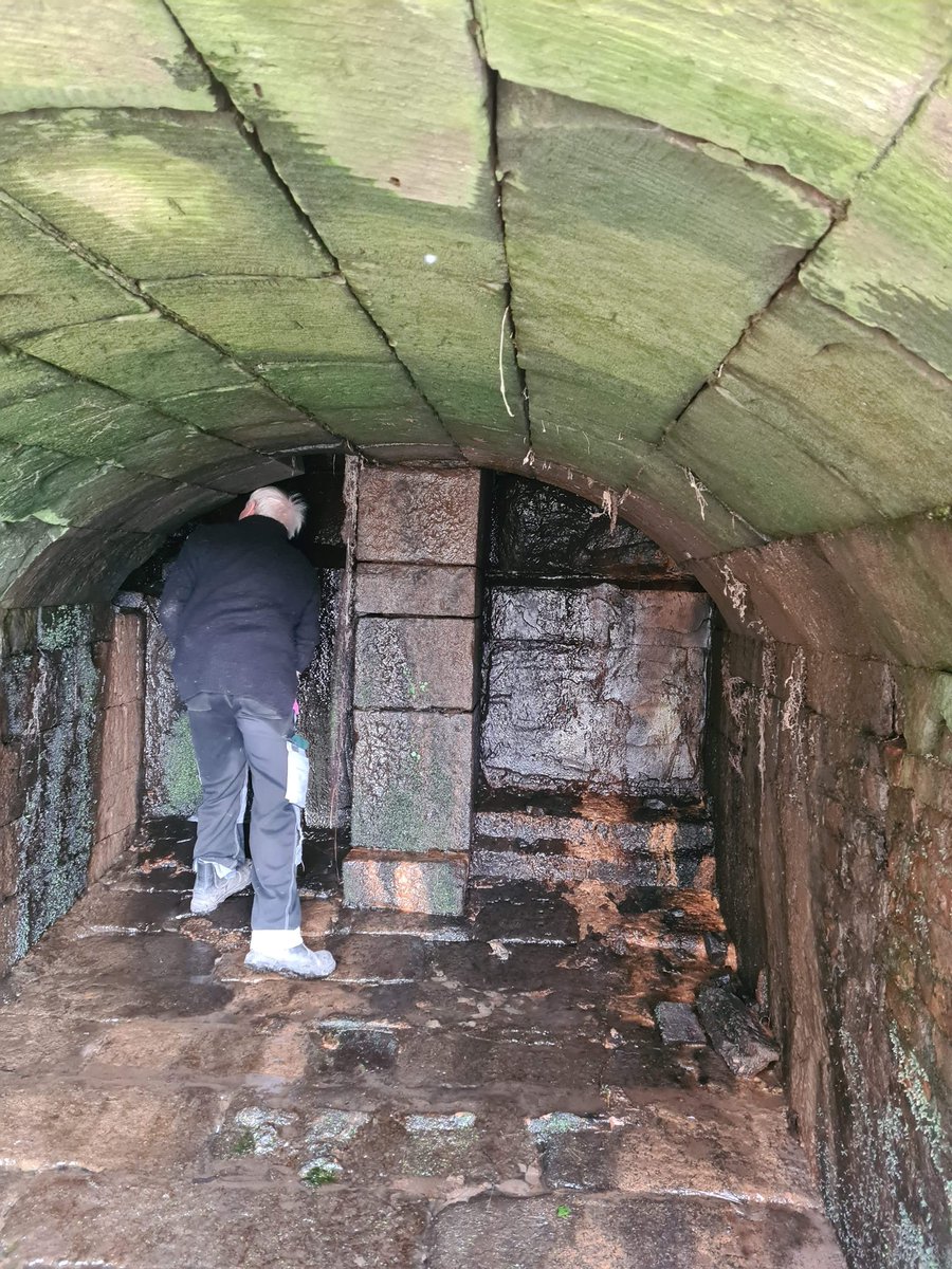 MBBCanalGroup's tweet photo. When you find an abandoned pirates hideaway hidden away on the #MBBC Canal ok it’s not but get guessing as to what it might be…. #MBBCG https://t.co/I54UUqXDwF
