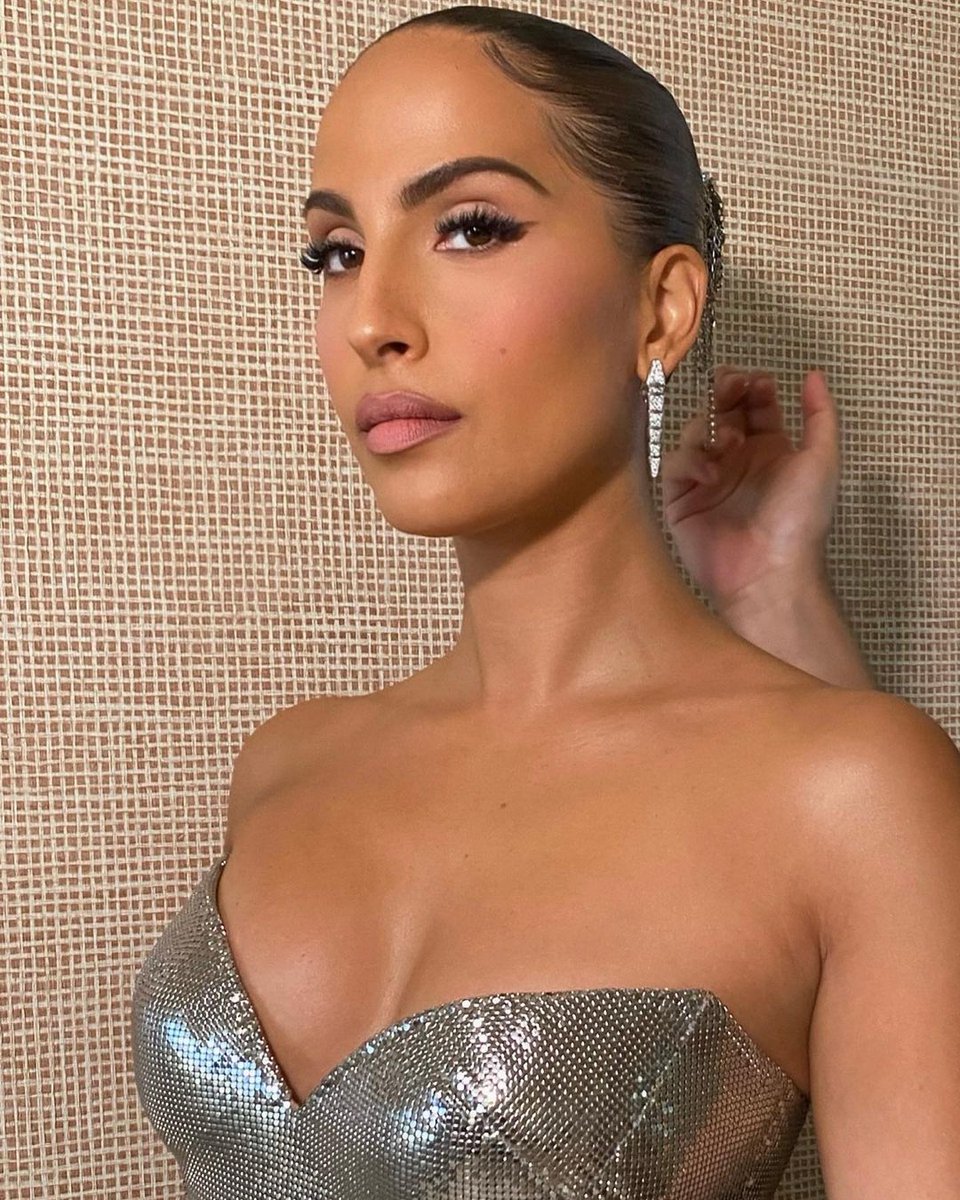 alojapan's tweet photo. #Shiseido: “We wanted to keep the ...
https://t.co/kc5BddBpQw
#Grammys #Japanesebeauty #Shiseidomakeup #SnohAalegra #SynchroSkin https://t.co/nCWVOF2TZq