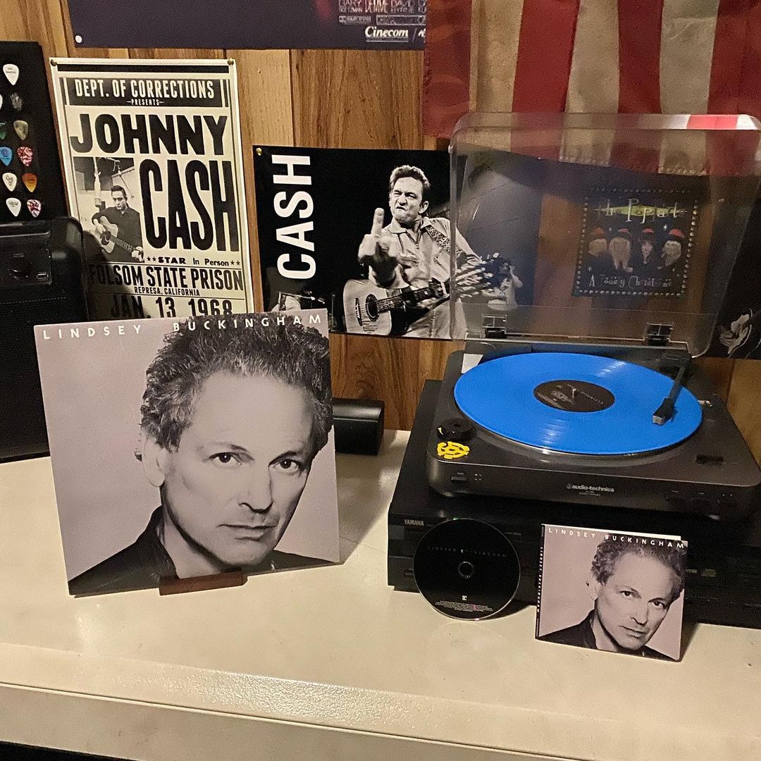 Lindsey Buckingham tweet media