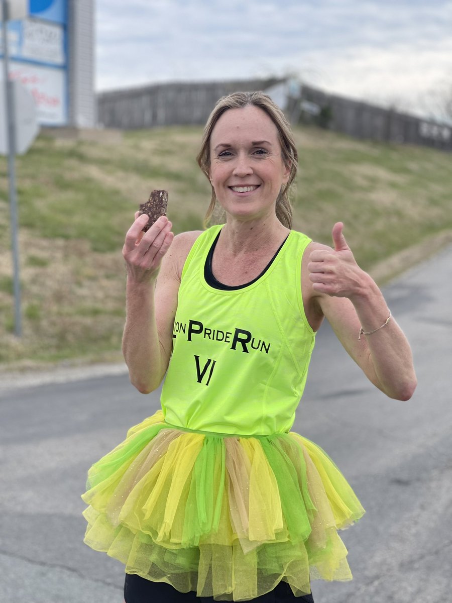 LionPrideRun's tweet photo. Runner Kate Fletcher heads into mile 30 of her 105-mile run to DC! Go Kate! #RunningforScholarships #RunforStudents #LionPrideRunVI #RunKateRun #TeamLCPS #LCSO @macymoorstv @CBS6 @TheCville29 @SpanbergerVA07 @RTDNEWS @LouisaVAEditor @SherryTaylorZ95 @FLOTUS https://t.co/aiYVNcqM5v
