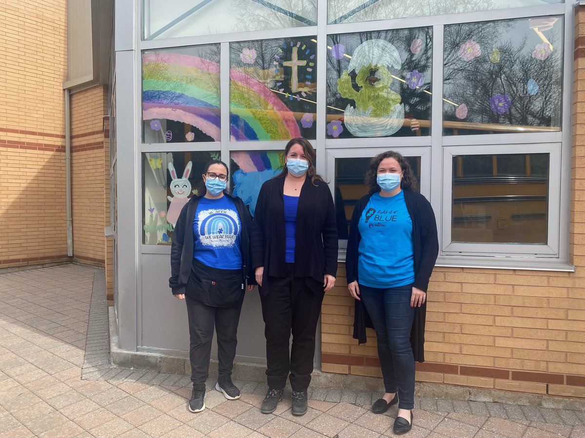 StVincentOak's tweet photo. April is #AutismAwareness month and today we showed our support by wearing blue! #HCDSBbelonging #CelebrateTheSpectrum https://t.co/z4qdSKJfiX