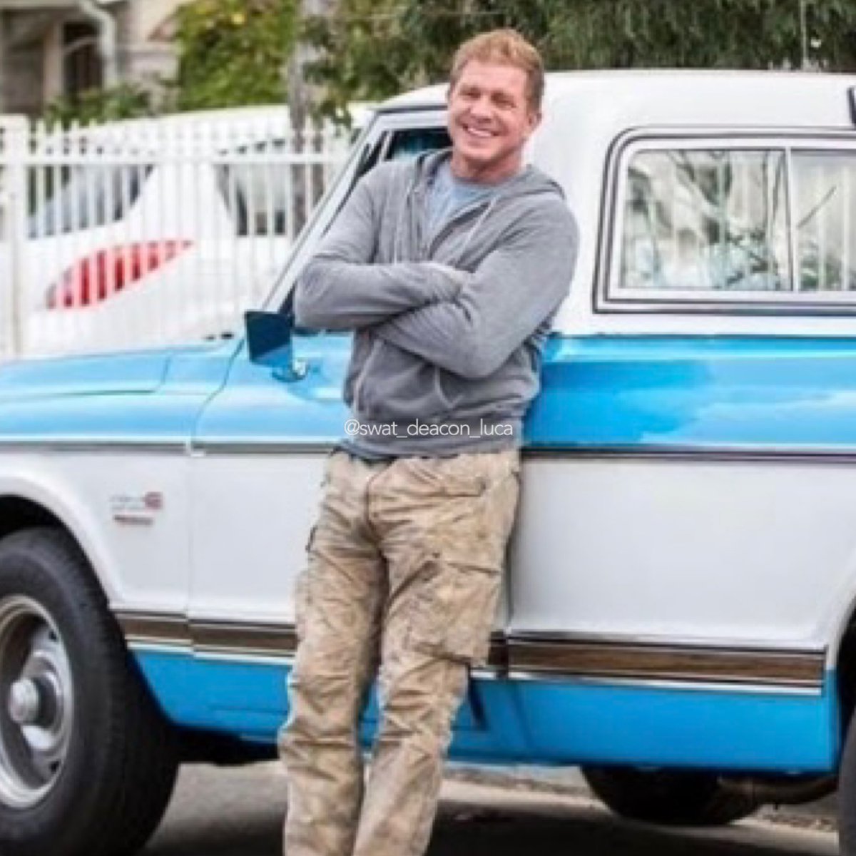 swat_deaconluca's tweet photo. ๐Happy Monday All!! Hereโs a smile for you! ๐
.
Thank you @TheKennyJohnson for your beautiful smiles. ๐๐ค
.
#swat #swat2022 #swatseason5 #swatcbs #smiles #TeamKenny #Luca #TeamLuca #TeamJohnson #KennyJohnson https://t.co/03BWoHdype