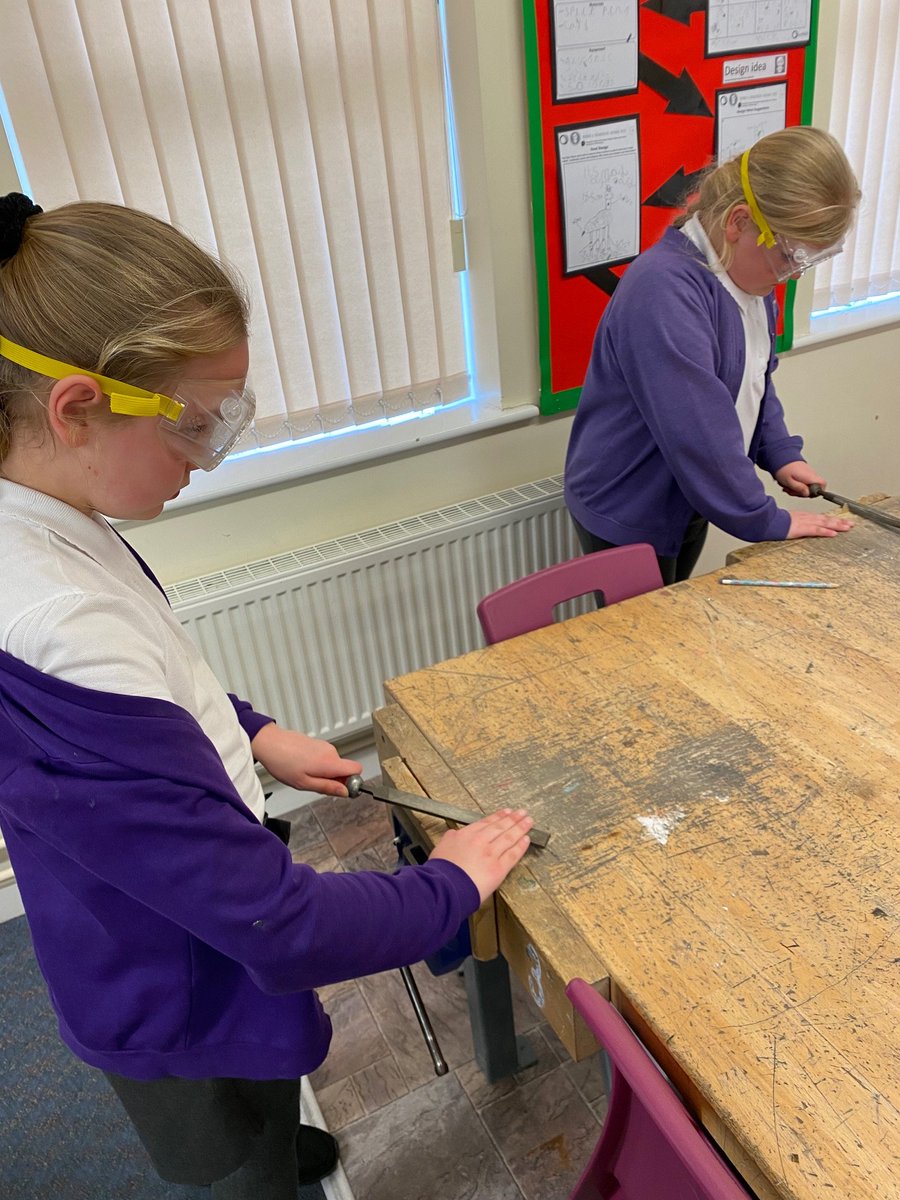 DTNewsteadGreen's tweet photo. Fantastic keyrings made in our new Technology room from children who attended our D&amp;T after school club. https://t.co/N9wdRsld8g