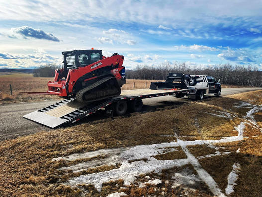 Did you know? We offer a pickup and delivery service at each of our locations for all your Kubota needs! Whether it is an annual service or a machine down give our friendly service teams a call to book your pickup today!😄☀️ tractorland.ca
