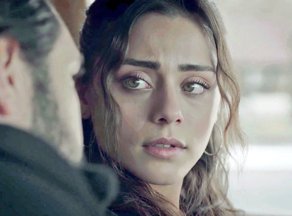 silhalsehyamfc's tweet photo. Gene harikalar yaratıyorlar(Senaristler işi yokuşa sürmese harika olacak ama yapacak bişey yok🥺)
@silaturkogluu @halilibrahimin 🤎 https://t.co/QEJqQZGGq5