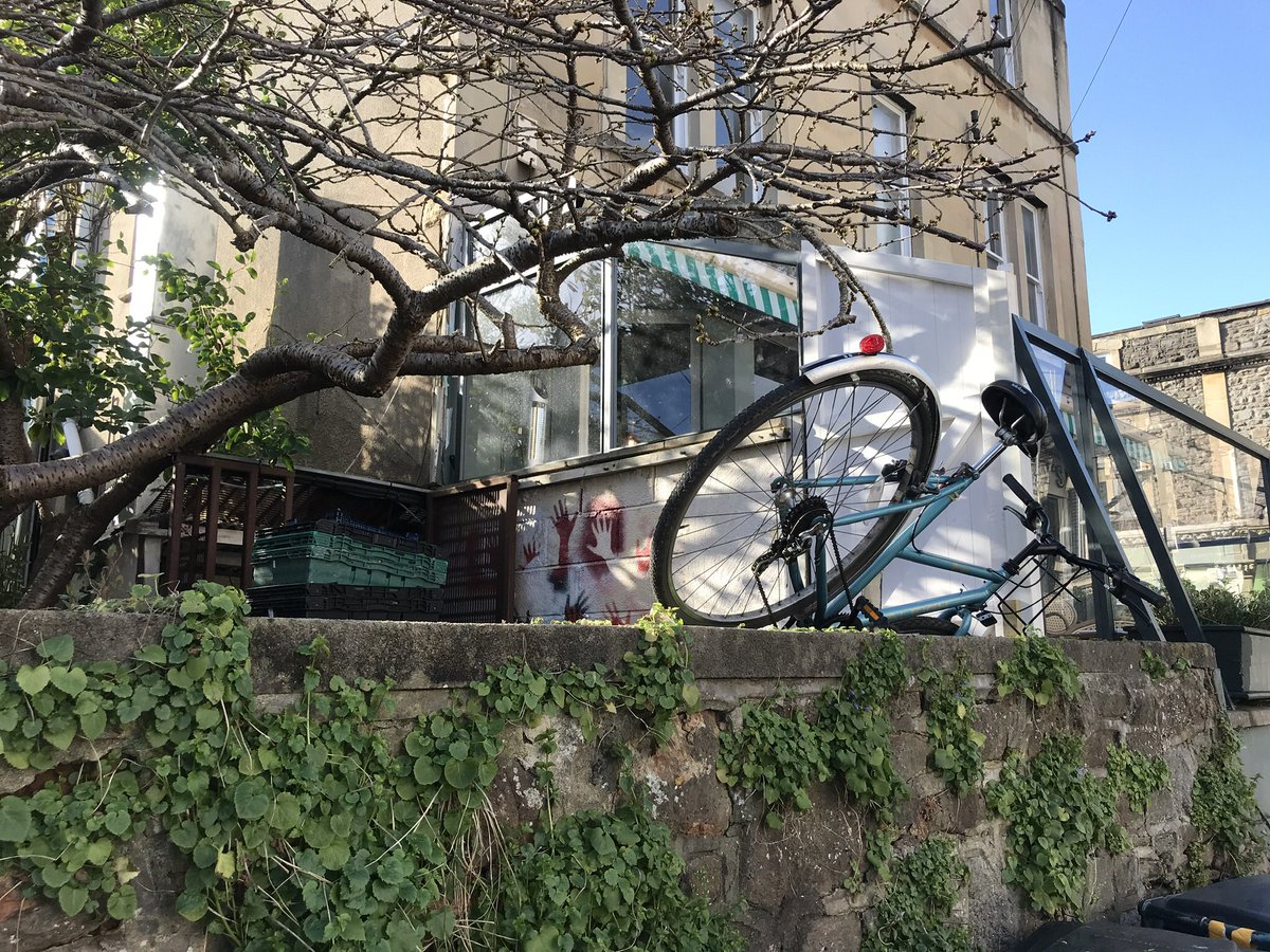 Still desperate for that bike rack on Chandos Rd…. 

What have we got to do to get one? <a href="/MarvinJRees/">Marvin Rees</a> <a href="/GuyPoultney/">Guy Poultney</a> <a href="/makawi5/">Mohamed Makawi</a>  any ideas?