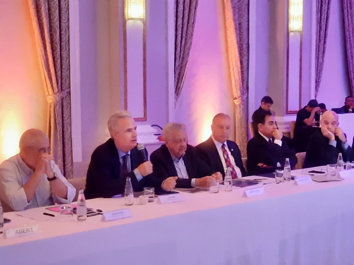 o_CENP's tweet photo. @Luiz_Lara, presidente do Cenp, participou hoje, no Rio, da reunião do Conselho Superior da Abert, com presença dos presidentes das associações estaduais de radiodifusão. Lara falou aos presentes sobre a nova fase do Cenp, do qual a Abert é mantenedora
#publicidade #cenp https://t.co/a6ePxvSWt9