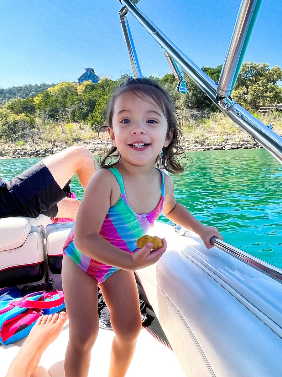 kwelch2013's tweet photo. Wishing I was back on the water instead of at work right about now 😅 https://t.co/0Z0wEXWCNM