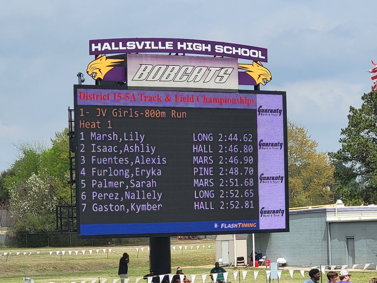 Love watching <a href="/sjpalmer24/">Sarah Jane Palmer</a> run!  Proud of you!!