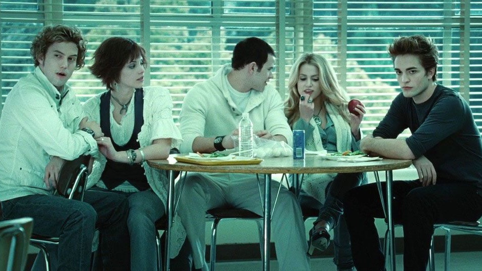 twilightreborn's tweet image. this is your sign to watch twilight today