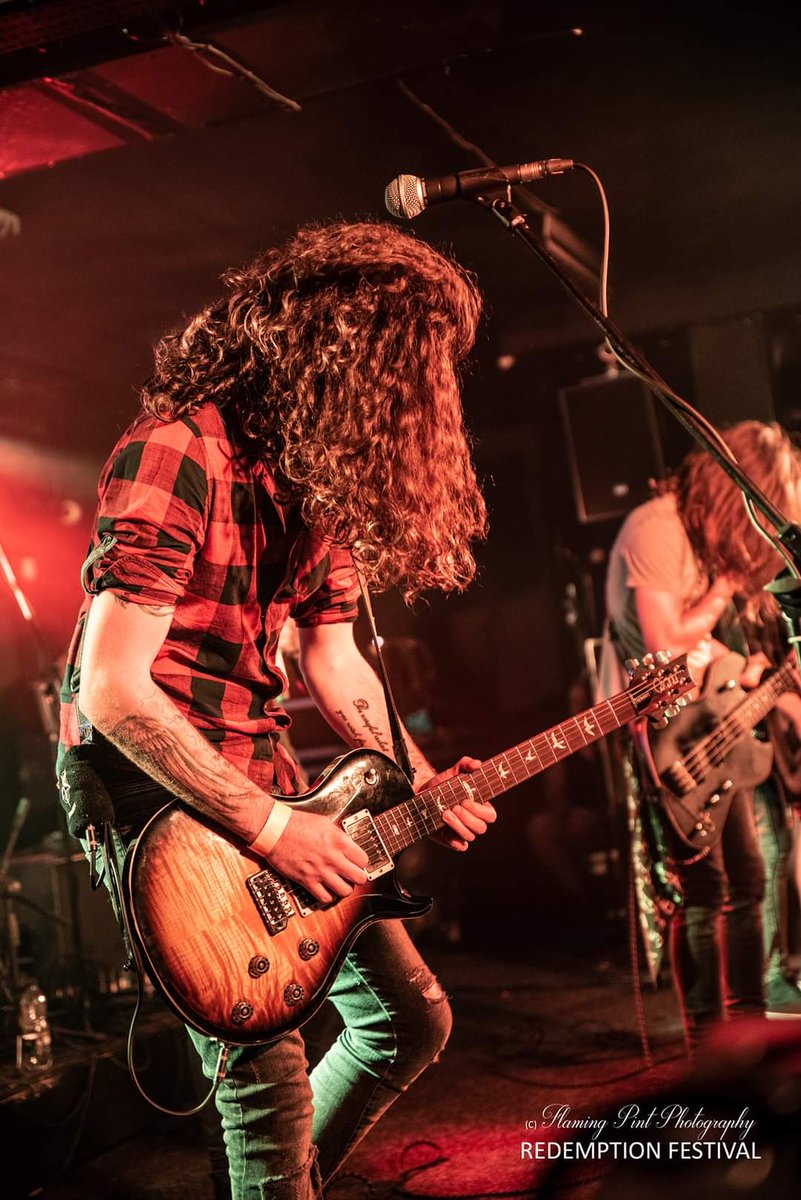 Fahranmusic's tweet image. Tag a band you'd like to see us tour with 🔥