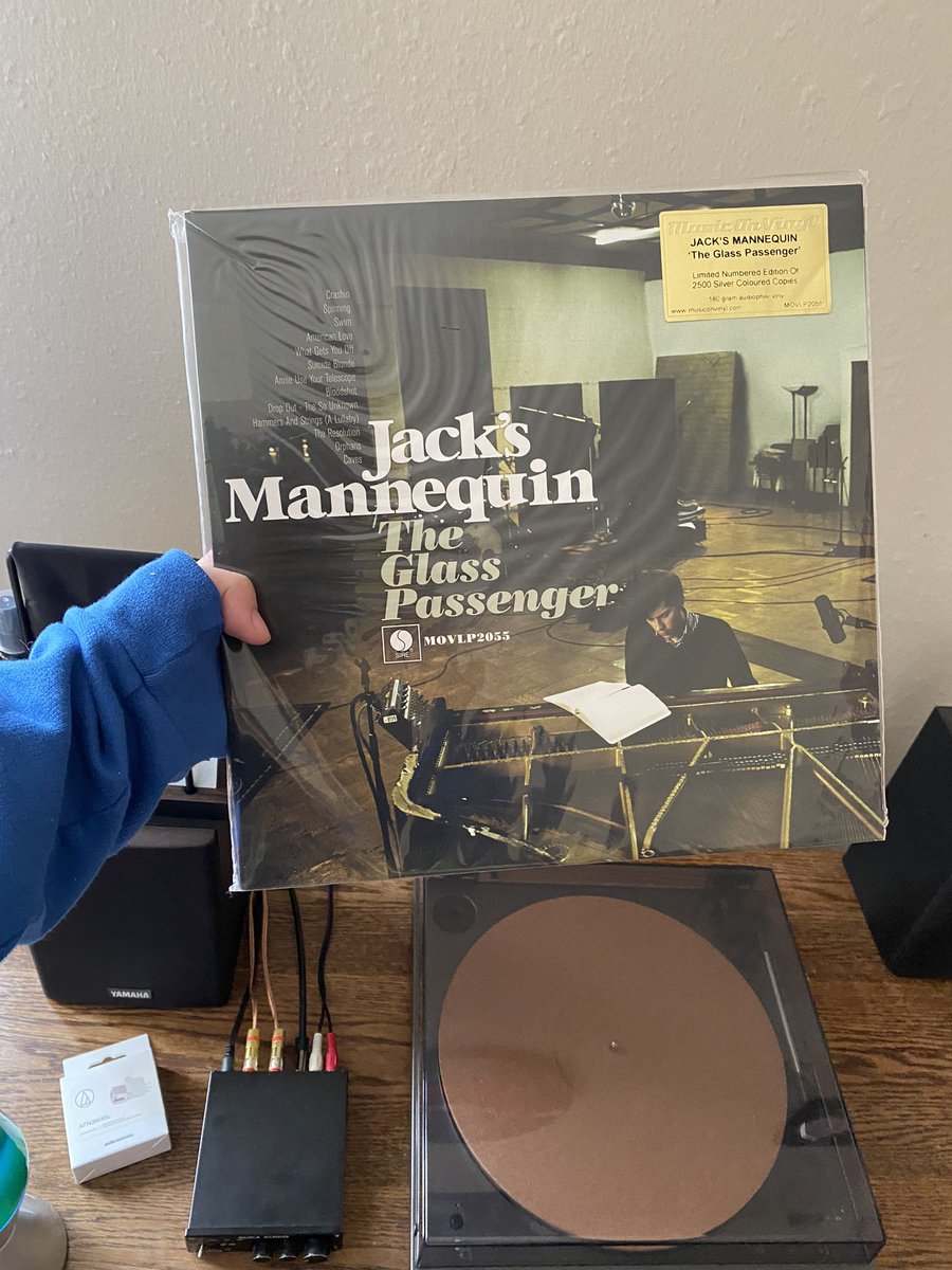 Ria_Shears16's tweet photo. you sign a baseball too. Well, anyways the poster got ruined or lost in a move and he just recently got The Glass Passenger on vinyl. I’m wondering if I mailed out to you, if you could sign it? That would be amazing and mean a lot!!!! https://t.co/VRWK0YzSjW